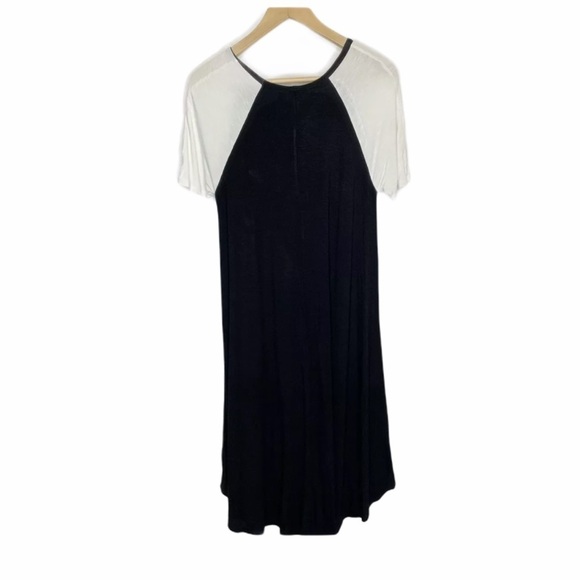 Lularoe womens Carly? Dress size small black white - Picture 3 of 4